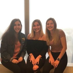 Meet your Posher, Renee